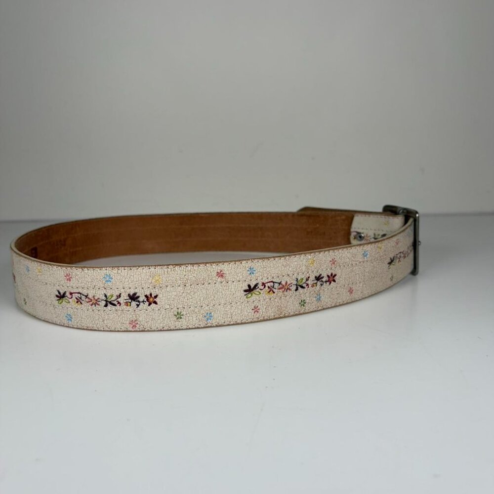 2000s Cracked Leather Look Floral Belt - Picture 2 of 6
